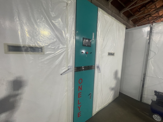 acheter Précision de température ± 0,5°C Incubateur commercial d'œufs avec et 1000W de puissance online manufacture