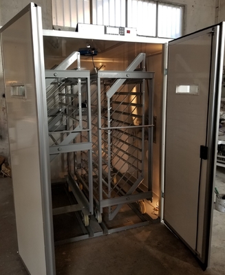 acheter Machine automatique d'incubateur d'oeufs de volaille de 9945 cailles pour les oeufs à couver 2200W online manufacture