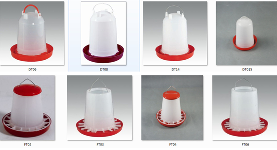 acheter Les conducteurs et les buveurs accrochants de plastique de volaille de poussins arrosent le distributeur pour des poulets dominent type online manufacture