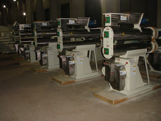 acheter 1.5th petite machine de granule d'alimentation de volaille de poulet de Ring Die Pellet Mill Fish online manufacture